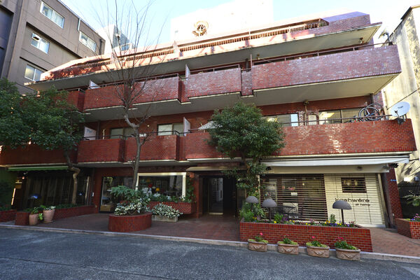 【ブライト南青山】外観