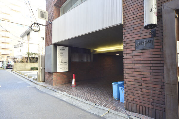 メゾンドラミア 3枚目 メゾンドラミア