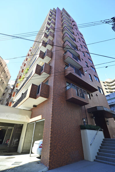 【南青山ロイアルハイツ】外観 【南青山ロイアルハイツ】外観