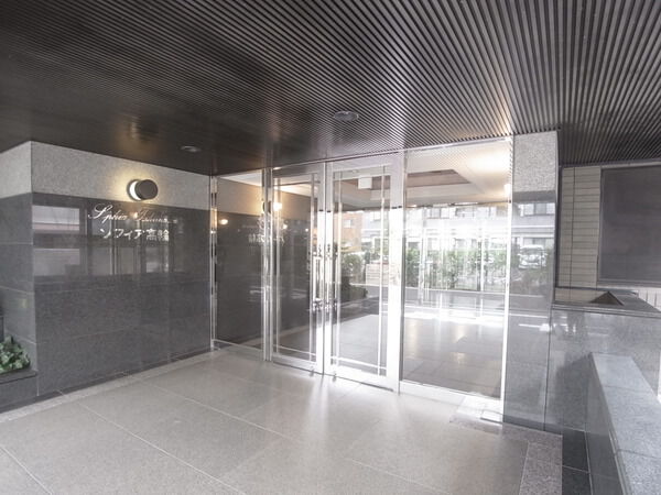 【ソフィア高輪】エントランス 【ソフィア高輪】エントランス