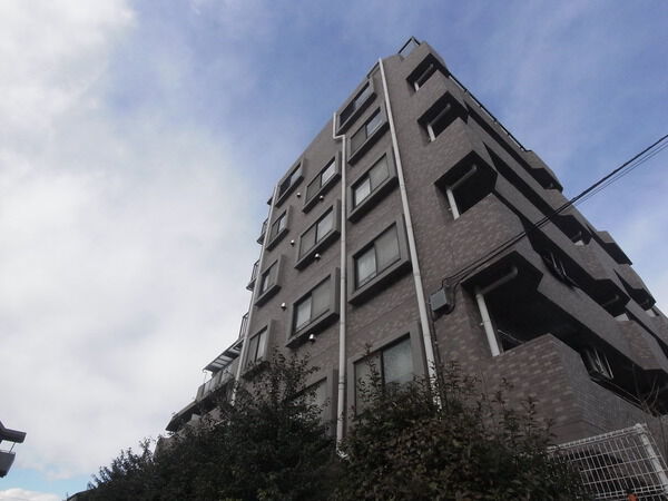 【ライオンズガーデン西高島平】外観写真 【ライオンズガーデン西高島平】外観写真