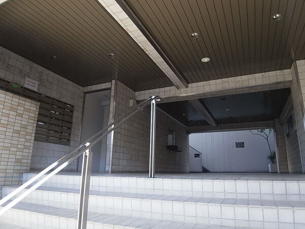 【朝日プラザ上板橋】エントランス 【朝日プラザ上板橋】エントランス
