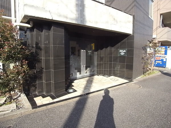 【ヴェルト板橋イースト】エントランス 【ヴェルト板橋イースト】エントランス