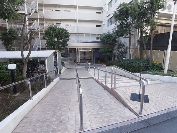 【トーカンマンション加賀公園】エントランス 【トーカンマンション加賀公園】エントランス