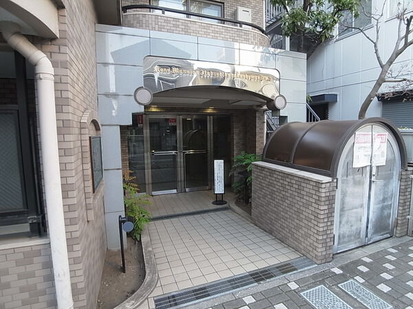 【ライオンズマンション板橋区役所第５】エントランス