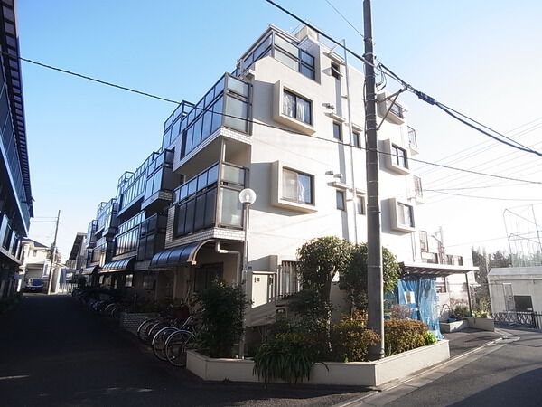 【キャニオンマンション加賀町】建物外観