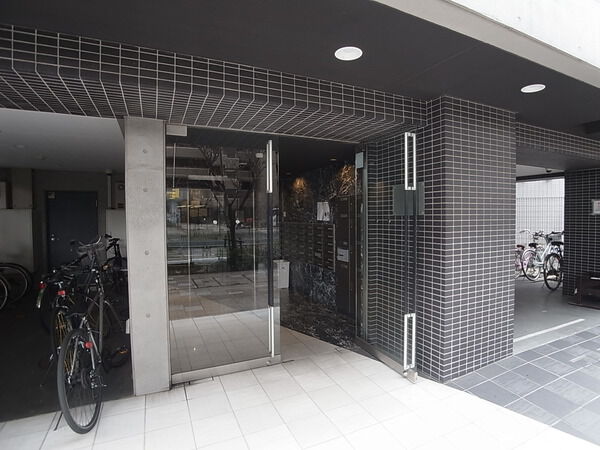 【スパシエ】エントランス