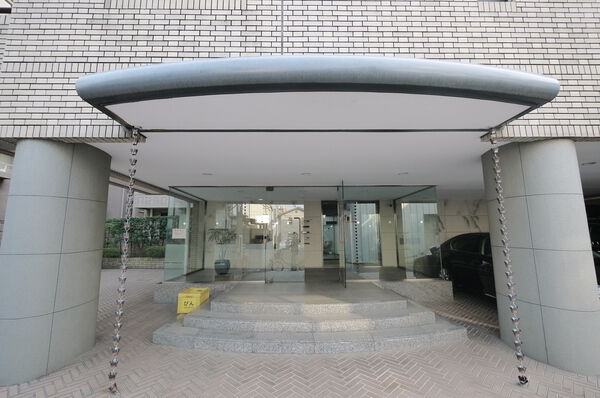 【白山パークマンション】エントランス 【白山パークマンション】エントランス