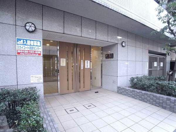 【スカイコート三田慶大前】エントランス