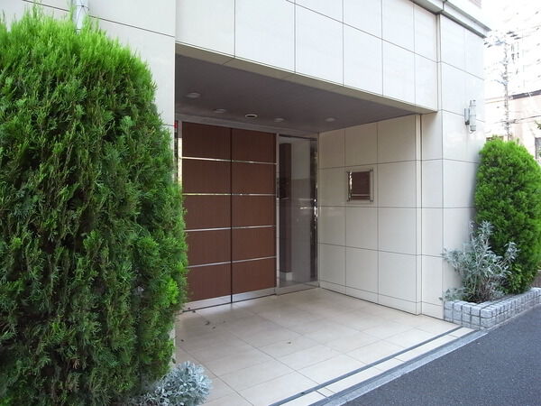 【ドルフ船堀】エントランス