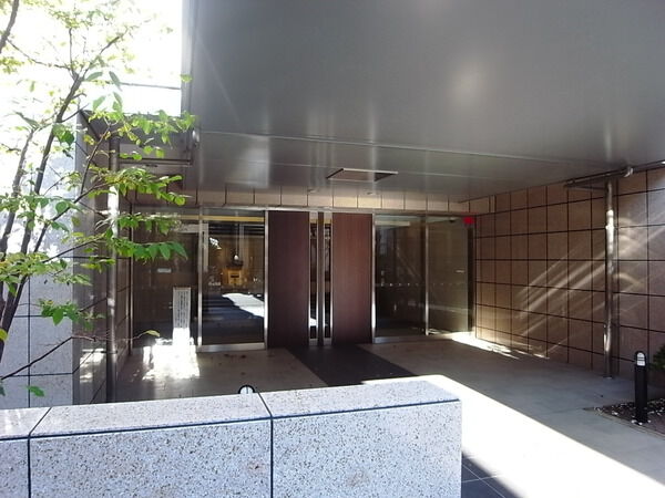 【レクセル船堀サザンフェイス】エントランス