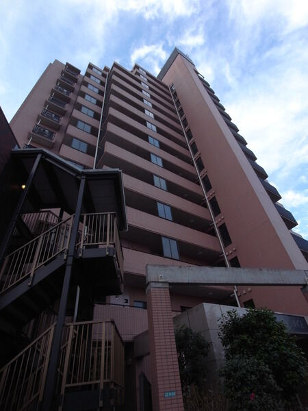 【コスモフェスタ一之江】外観写真