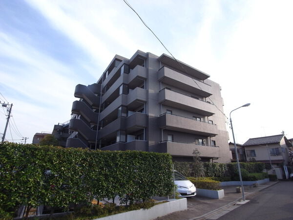 【ダイアパレス一之江親水公園】外観