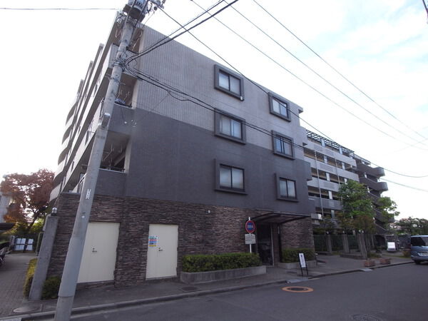 【ダイアパレス一之江親水公園】外観