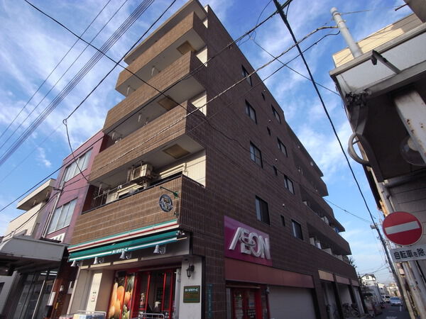 【ライオンズマンション一之江】外観