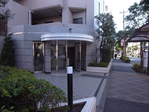 【メゾン瑞江】エントランス 【メゾン瑞江】エントランス