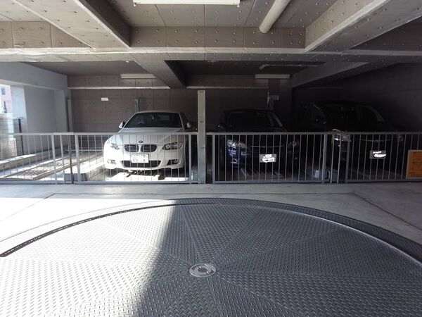 【リリーベル瑞江サーモス】駐車場