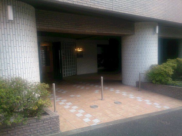 【プロフ大塚】エントランスアプローチ 【プロフ大塚】エントランスアプローチ