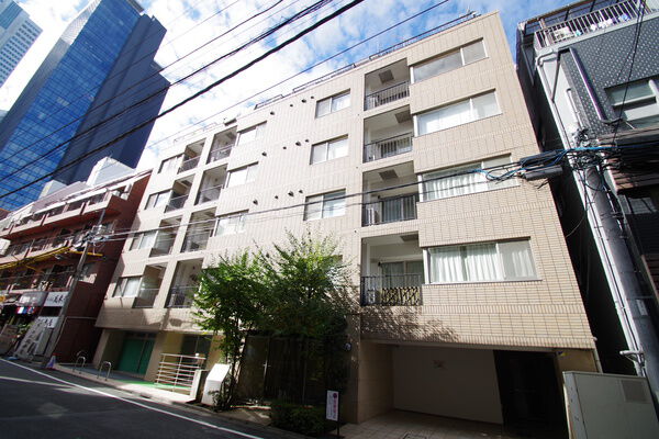 【デュオスカーラ西新宿】外観