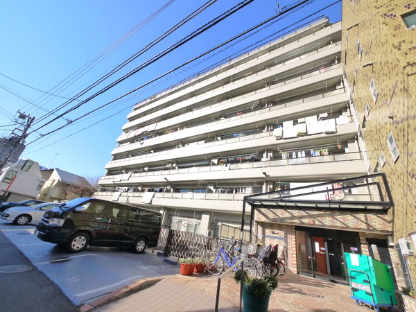 【オリエンタル新宿コーポラス】外観