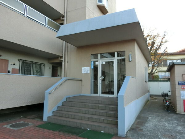 【ファミール上星川】外観写真