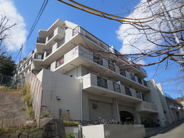 【クリオ西谷弐番館】外観写真 【クリオ西谷弐番館】外観写真