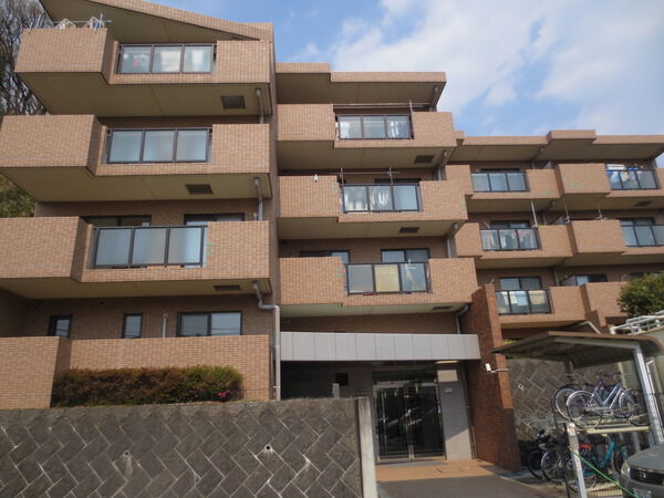 【ネオマイム横浜西谷】外観写真