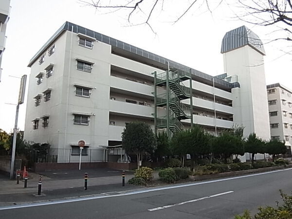 【サニーハイツ大和】外観
