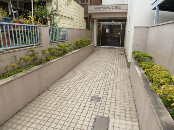 【NICハイム大倉山】エントランス 【NICハイム大倉山】エントランス