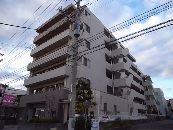 【ライフレビュー大倉山ウエスト】外観 【ライフレビュー大倉山ウエスト】外観