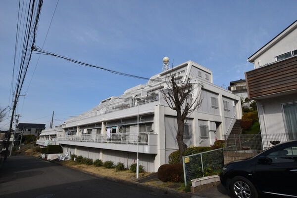 【サニーヒル上永谷テラスハウス】外観写真 【サニーヒル上永谷テラスハウス】外観写真