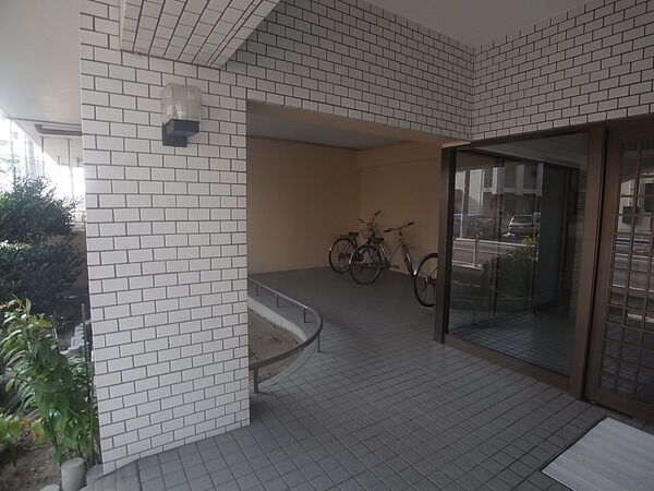 【ユートピア住吉】駐輪場 【ユートピア住吉】駐輪場