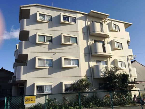 【グリーンコーポ味鋺】外観写真4