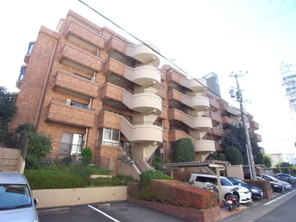 【三旺マンション藤森】外観写真