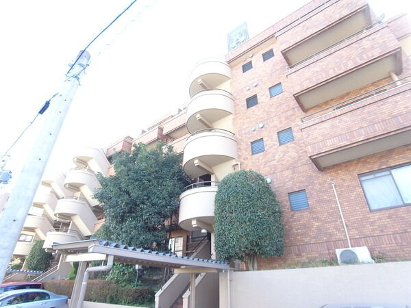 【三旺マンション藤森】外観写真