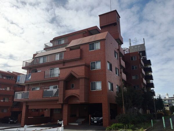 【アベニュー楠】外観写真2