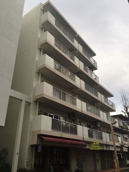 【日商岩井第1城北ハイツ】外観写真3