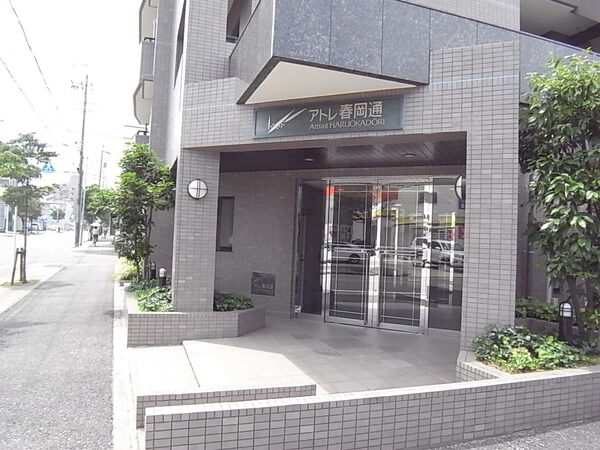 【サンマンションアトレ春岡通】エントランス