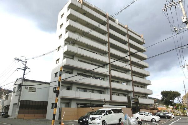 クレストコート中広リバーパークス