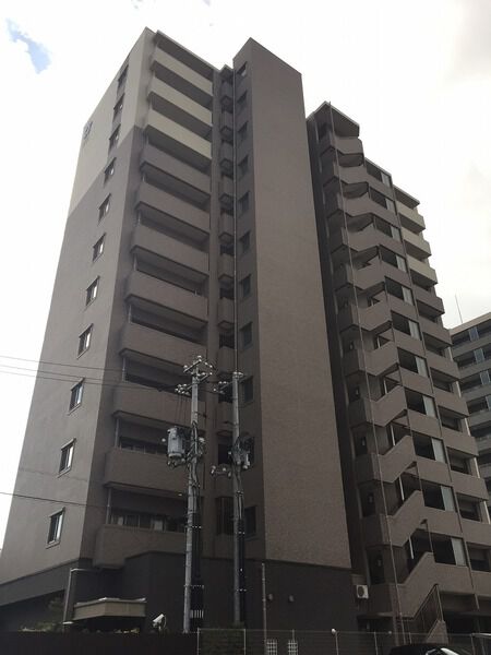 ポレスター五日市駅前