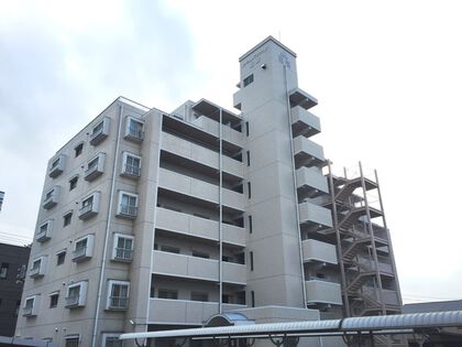 エメラルドマンション福成