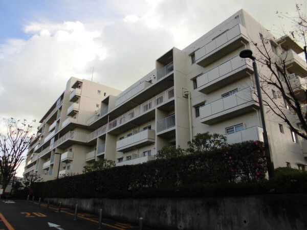 【パステル千里】外観