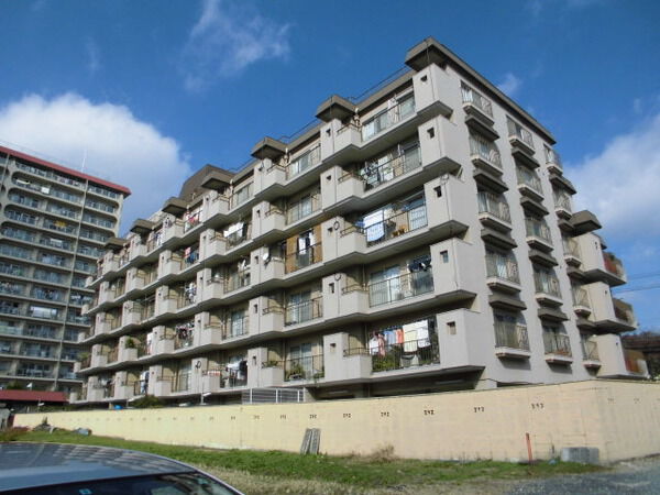 【グリーンハウス千里】外観 【グリーンハウス千里】外観