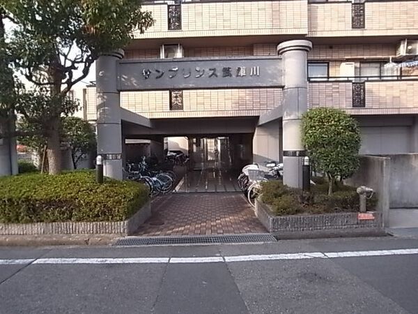 【サンプリンス武庫川】エントランス
