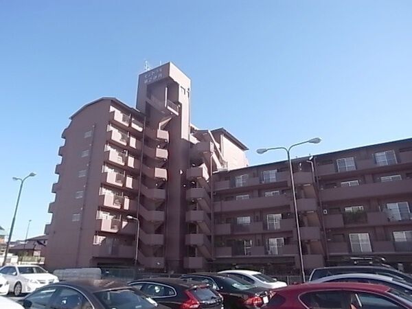 【セントラル第2伊丹】外観写真２