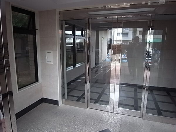 【ヨークベル武庫川】エントランス