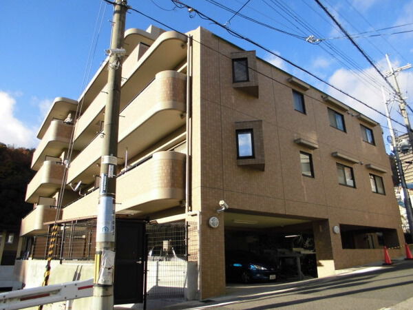 【ヴェルビュ箕面山手】外観 【ヴェルビュ箕面山手】外観