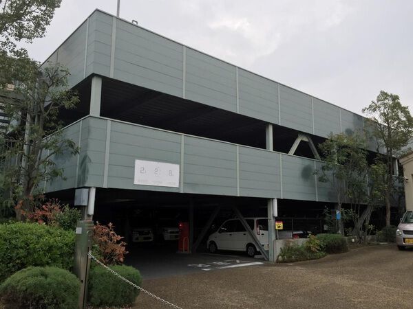 【リバーガーデン出来島】敷地内自走式駐車場