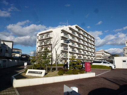 ファミール北野田