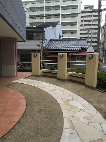 【エステムコート新大阪Ⅳパークフロント】エントランス 【エステムコート新大阪Ⅳパークフロント】エントランス